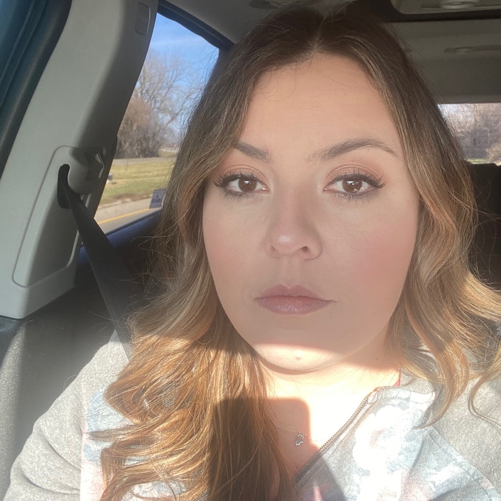 Meet your Posher, Ashley